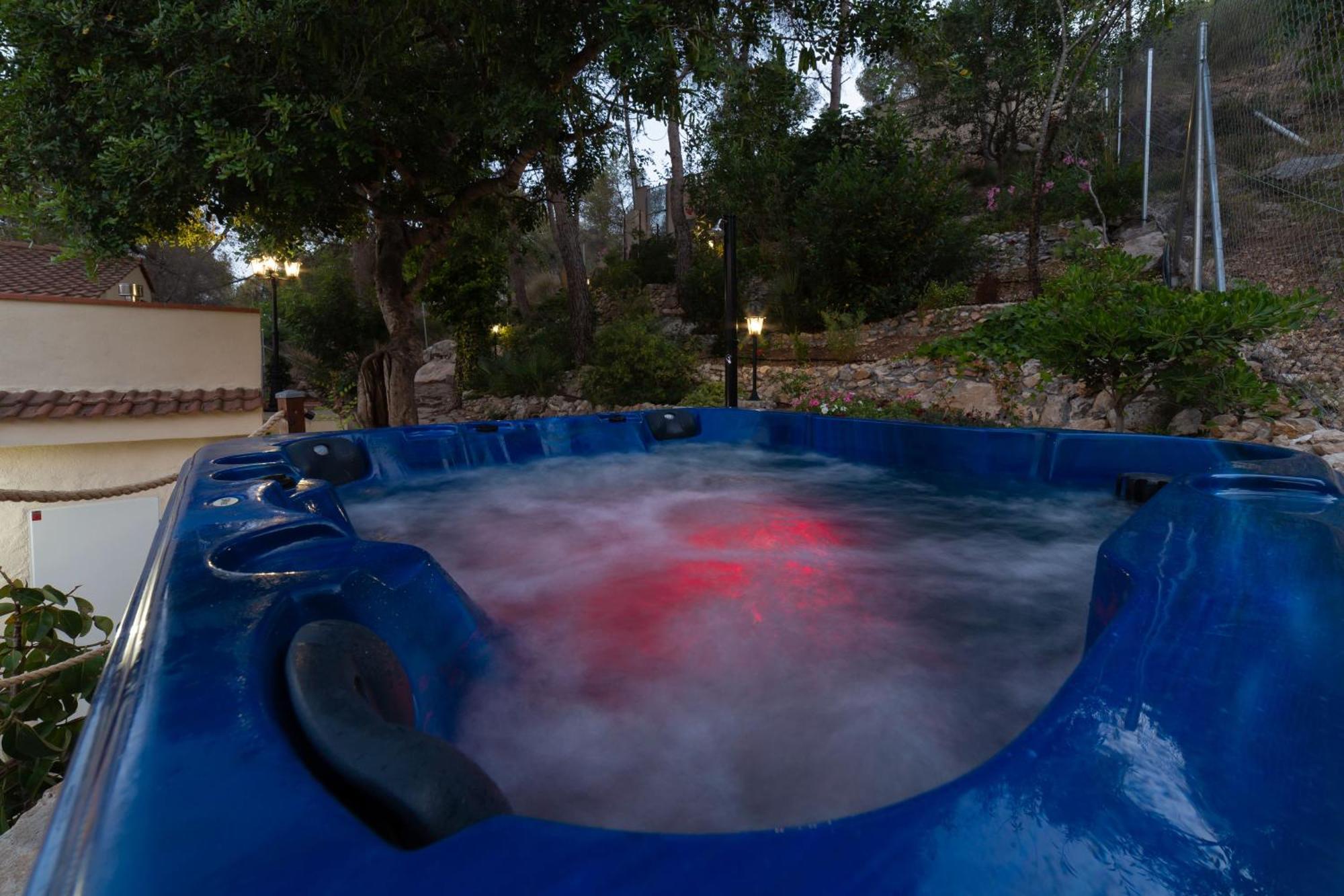 Villa Silom House Sant Pere De Ribes Exterior foto